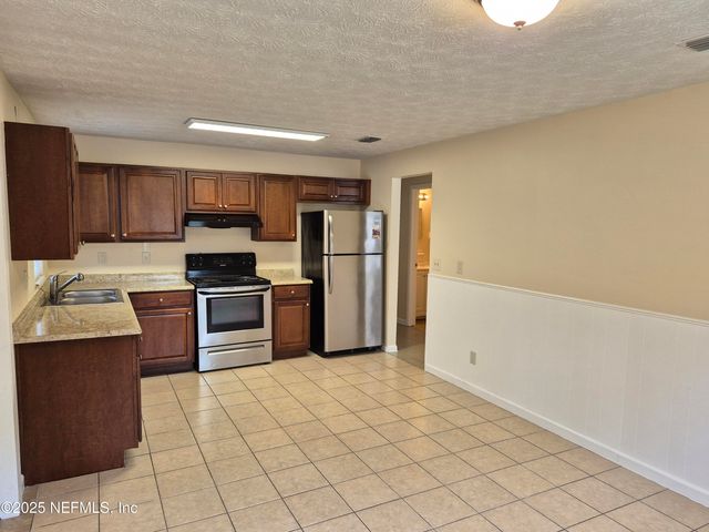 8039 WILSON Boulevard, Jacksonville, FL 32210