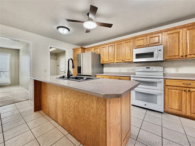 445 E Keetoowah Street, Tahlequah, OK 74464