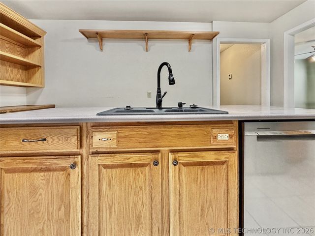 445 E Keetoowah Street, Tahlequah, OK 74464