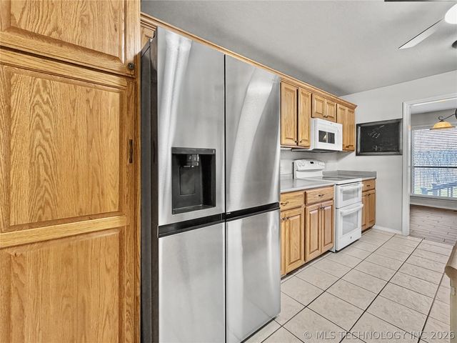 445 E Keetoowah Street, Tahlequah, OK 74464