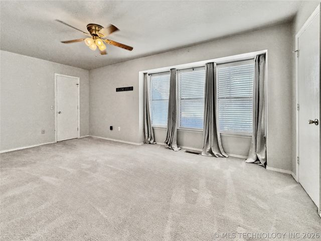 445 E Keetoowah Street, Tahlequah, OK 74464