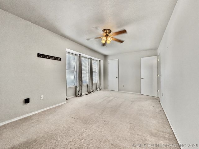 445 E Keetoowah Street, Tahlequah, OK 74464