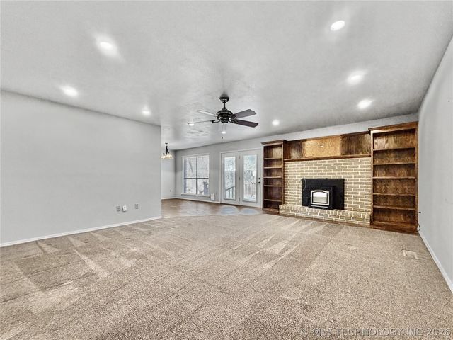 445 E Keetoowah Street, Tahlequah, OK 74464