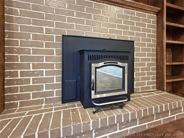 445 E Keetoowah Street, Tahlequah, OK 74464