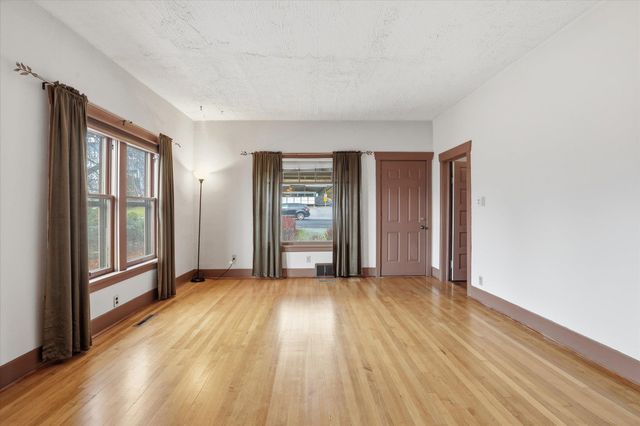 717 W Cora Ave, Spokane, WA 99205