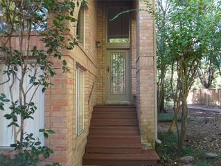 31 N Lakeridge Circle, The Woodlands, TX 77381