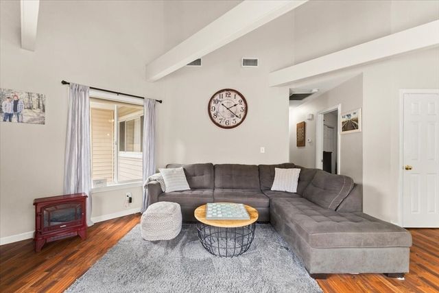 750 Whittenton St 523, Taunton, MA 02780