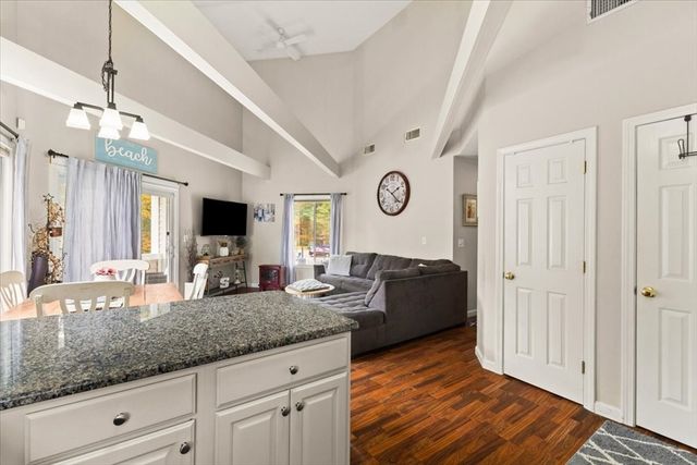 750 Whittenton St 523, Taunton, MA 02780