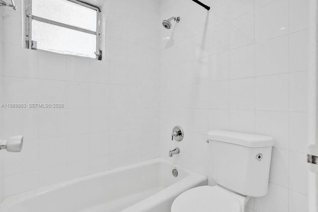 9454 SW 77th Ave S1, Miami, FL 33156