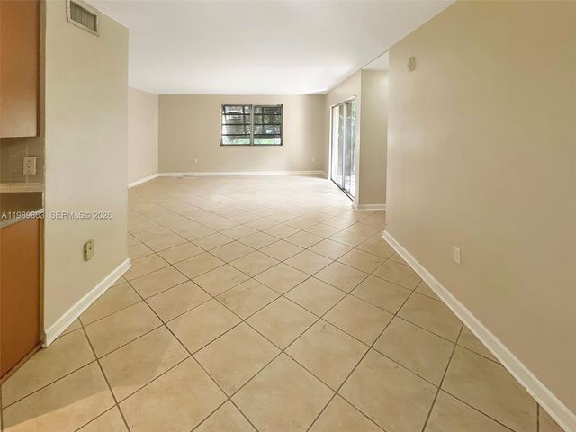 9454 SW 77th Ave S1, Miami, FL 33156