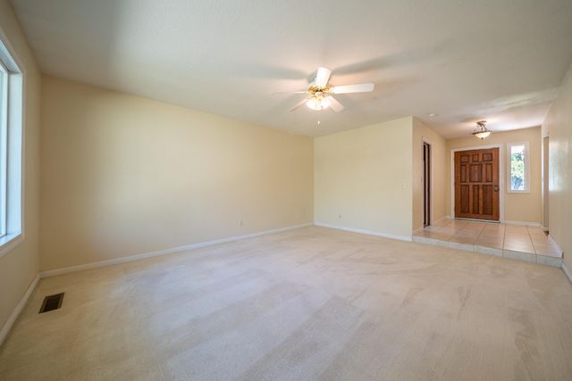 8751 Goldstone Lane, Redding, CA 96001