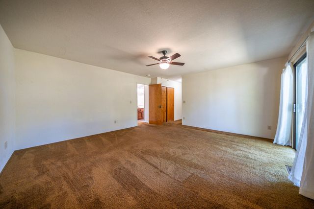 8751 Goldstone Lane, Redding, CA 96001