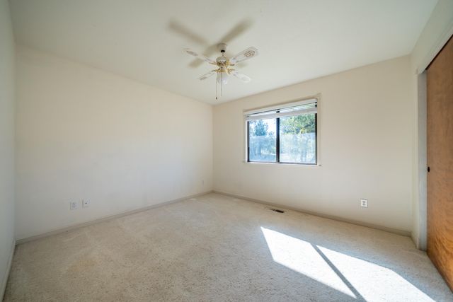 8751 Goldstone Lane, Redding, CA 96001