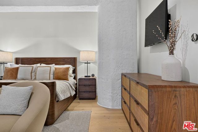 1645 Vine Street 411, Los Angeles, CA 90028