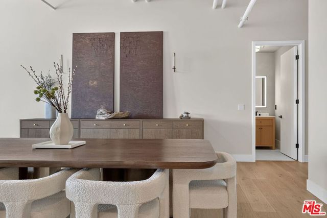 1645 Vine Street 411, Los Angeles, CA 90028