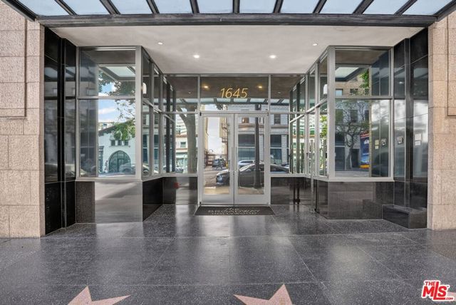 1645 Vine Street 411, Los Angeles, CA 90028