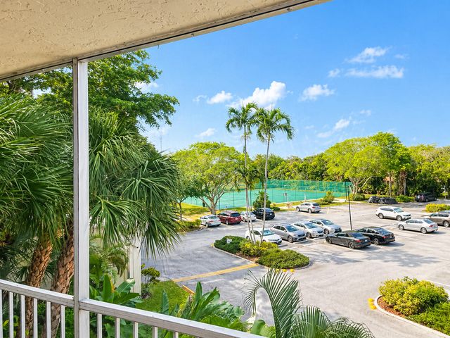 10777 W Sample Road 312, Coral Springs, FL 33065