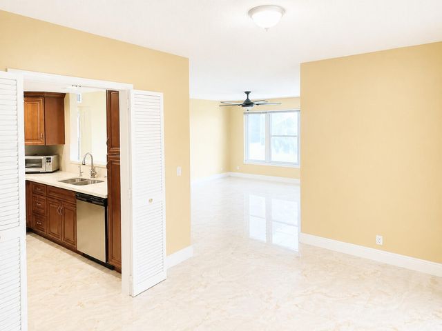 10777 W Sample Road 312, Coral Springs, FL 33065