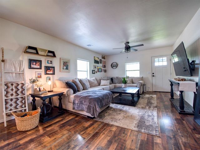 45147 Wolverine Road, Shawnee, OK 74804