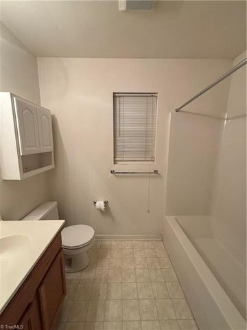 3252 Chelsea Village Circle, Winston-salem, NC 27103