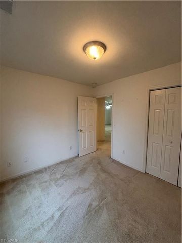 3252 Chelsea Village Circle, Winston-salem, NC 27103