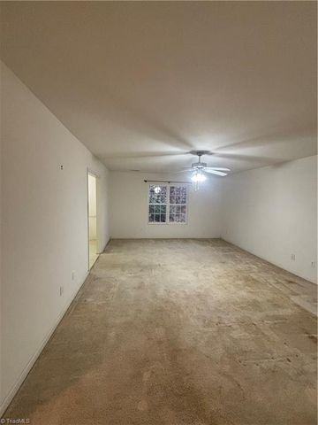 3252 Chelsea Village Circle, Winston-salem, NC 27103