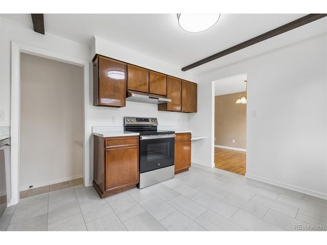 10690 W 8th Pl, Lakewood, CO 80215