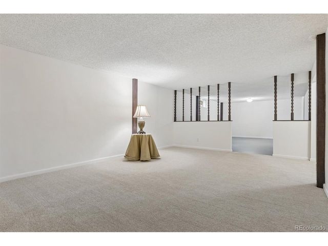 10690 W 8th Pl, Lakewood, CO 80215