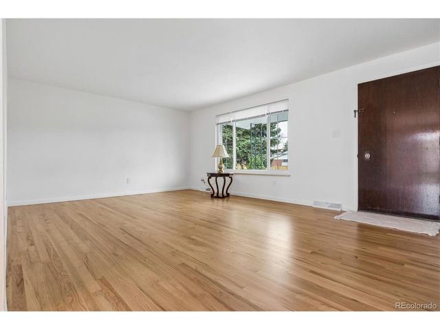 10690 W 8th Pl, Lakewood, CO 80215