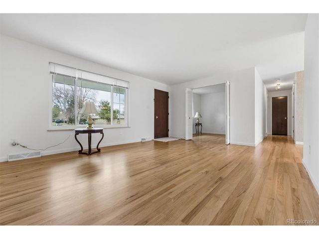 10690 W 8th Pl, Lakewood, CO 80215