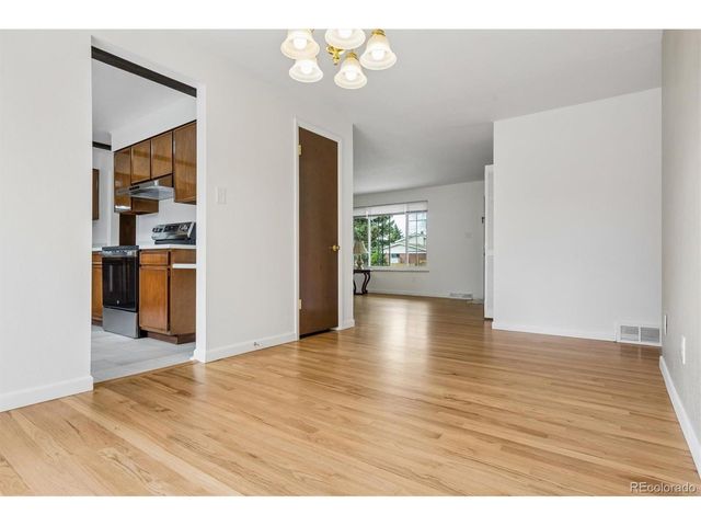 10690 W 8th Pl, Lakewood, CO 80215