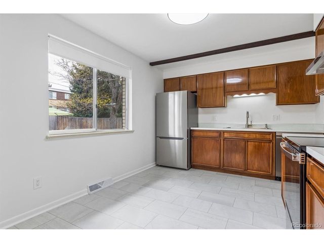 10690 W 8th Pl, Lakewood, CO 80215