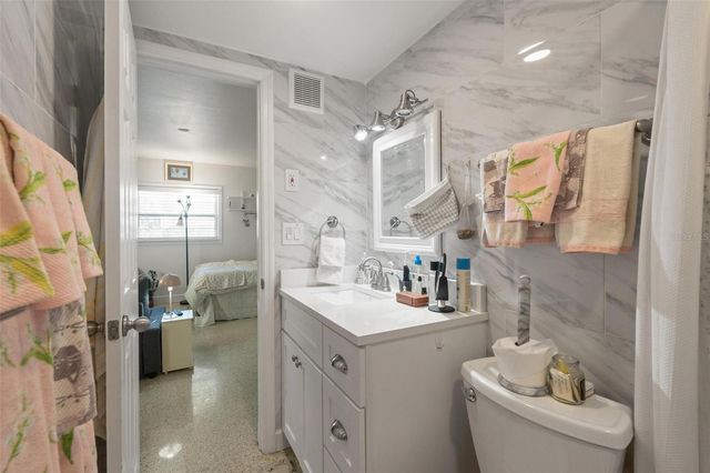 504 67TH AVENUE 7, St Pete Beach, FL 33706