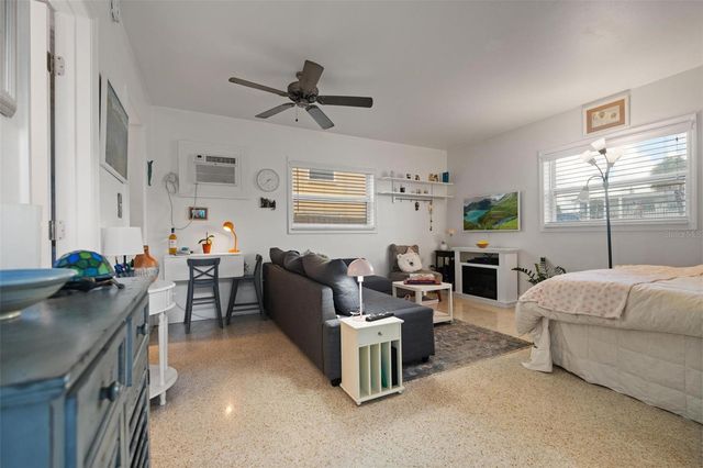 504 67TH AVENUE 7, St Pete Beach, FL 33706