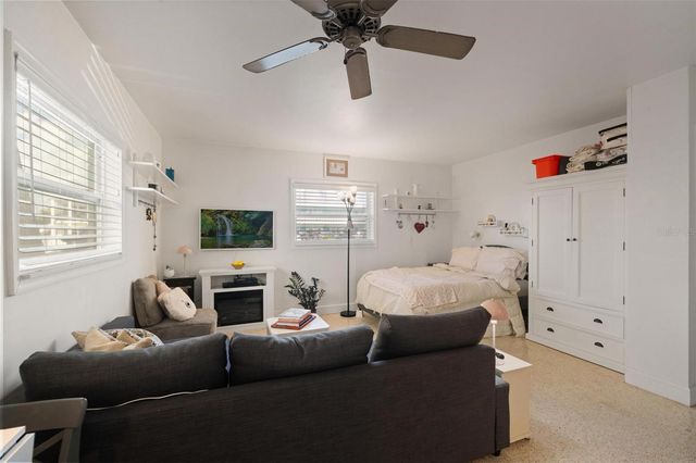 504 67TH AVENUE 7, St Pete Beach, FL 33706