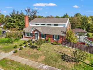 201 Vanderbilt Drive, Lexington, KY 40517