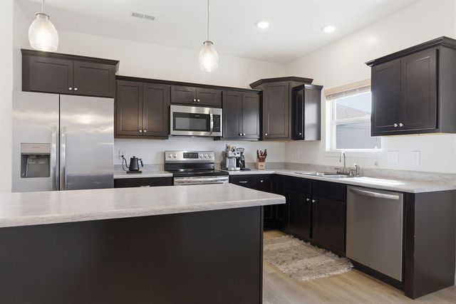 6065 S HUMMINGBIRD LN, Columbia, MO 65201