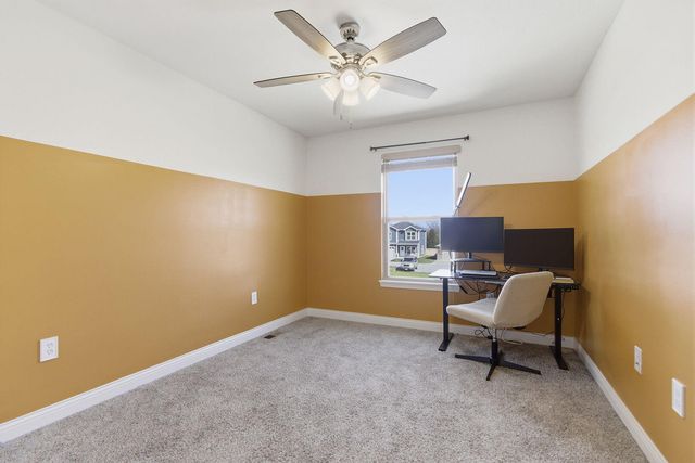 6065 S HUMMINGBIRD LN, Columbia, MO 65201