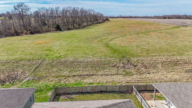 6065 S HUMMINGBIRD LN, Columbia, MO 65201