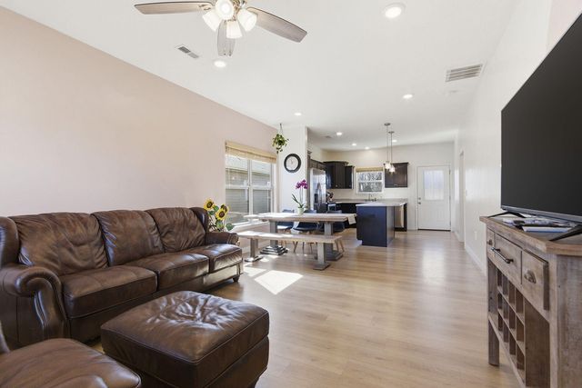 6065 S HUMMINGBIRD LN, Columbia, MO 65201