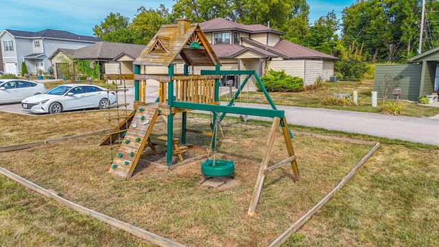 6065 S HUMMINGBIRD LN, Columbia, MO 65201