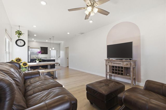 6065 S HUMMINGBIRD LN, Columbia, MO 65201