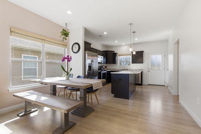 6065 S HUMMINGBIRD LN, Columbia, MO 65201