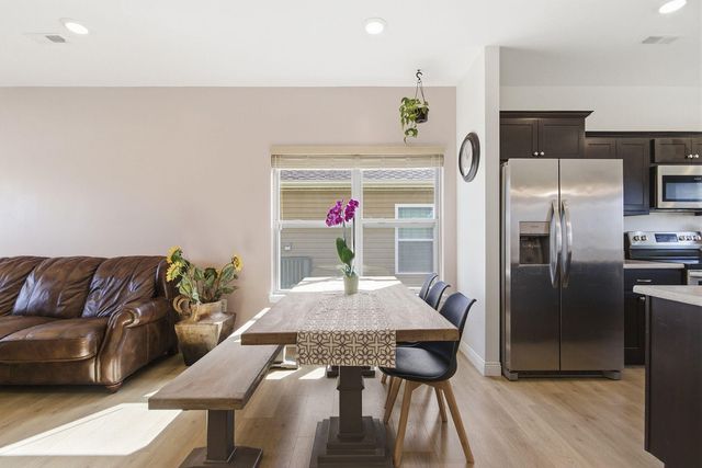 6065 S HUMMINGBIRD LN, Columbia, MO 65201