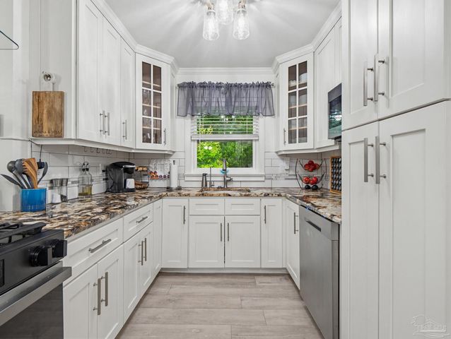 1660 E Cross St, Pensacola, FL 32503