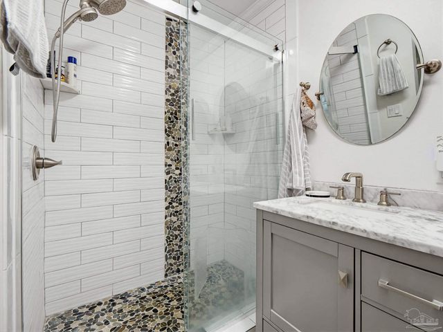 1660 E Cross St, Pensacola, FL 32503