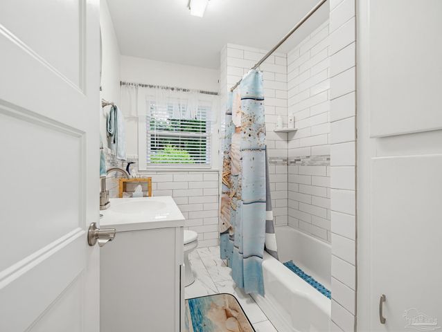 1660 E Cross St, Pensacola, FL 32503
