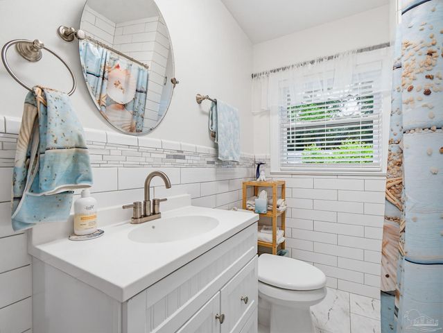 1660 E Cross St, Pensacola, FL 32503