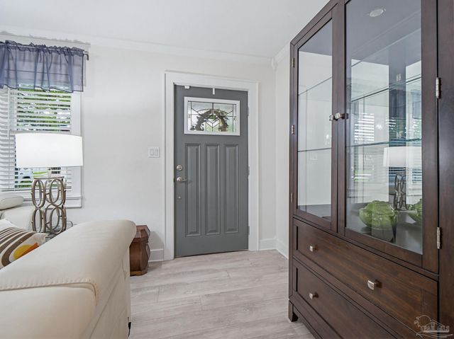 1660 E Cross St, Pensacola, FL 32503