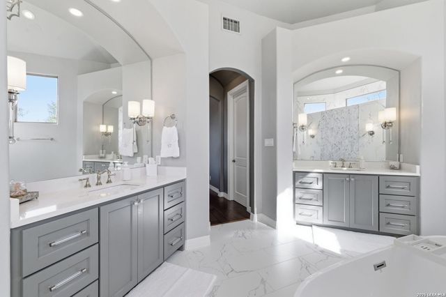 6720 Falcon, San Antonio, TX 78257